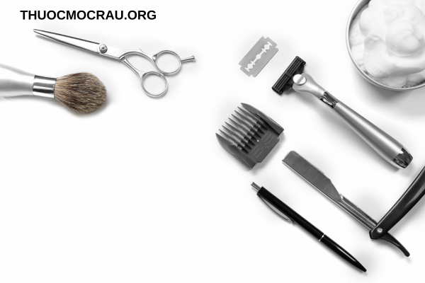 Dụng cụ cạo râu bẩn hoặc cùn