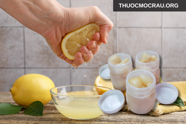 Dùng nguyên liệu tự nhiên hỗ trợ làm chậm mọc râu