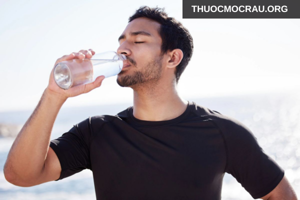 Một số thói quen hỗ trợ làm chậm mọc râu